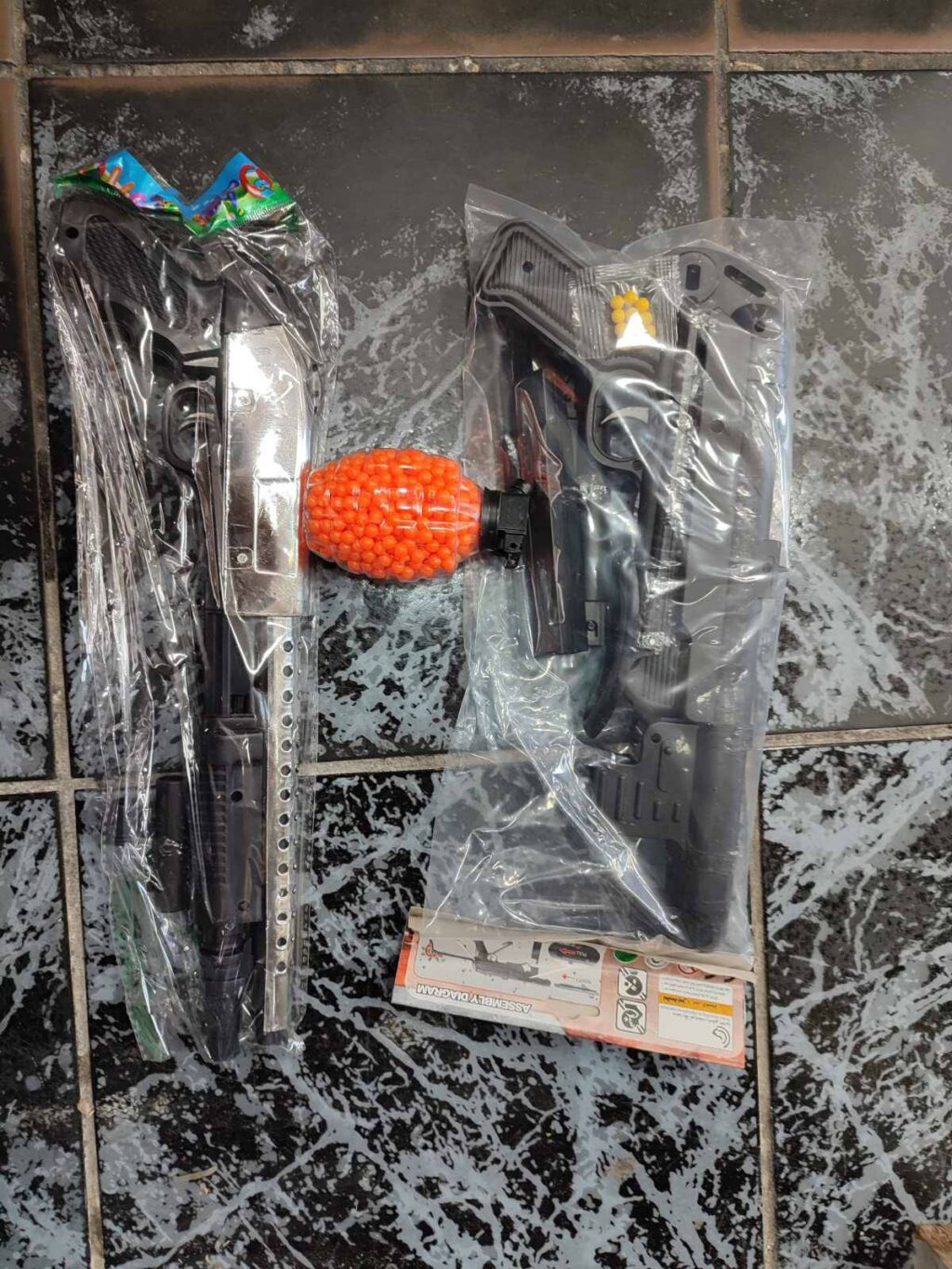 Pistolj sa metkicima