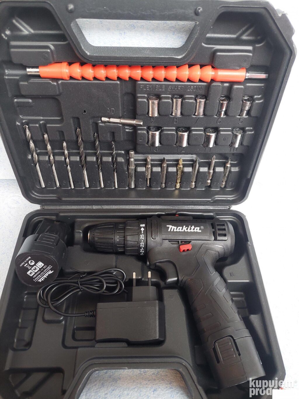Makita aku srafilica sa dve baterije 12v + bitovi u koferu – Makita aku srafilica sa dve baterije 12v + bitovi u koferu - Image 5