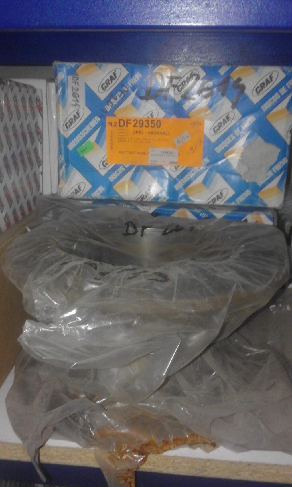 Disk zadnjiDF2614 OPEL 569206 Astra F Vectra A AKCIJA! NOVO!
